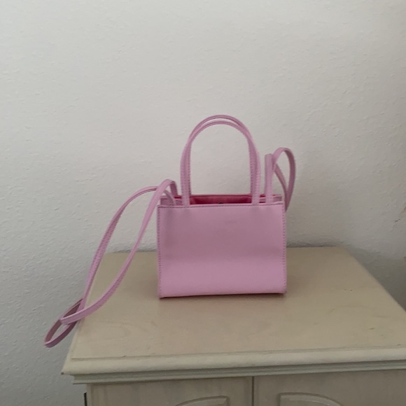 Small Telfar Bag in Bubblegum pink - Picture 4 of 5